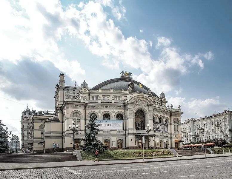 Co to jest fundacja charytatywna i jak może pomagać innym
