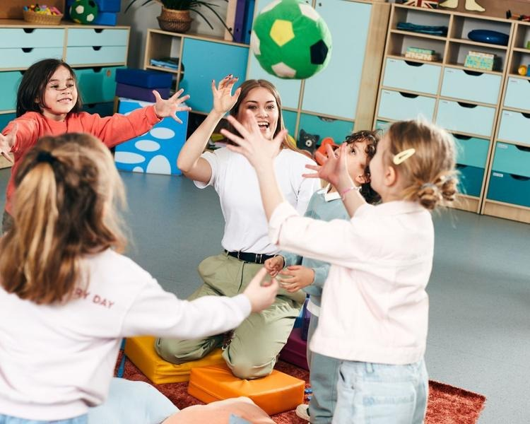 Indywidualne potrzeby rozwojowe i edukacyjne ucznia – jak dobrać skuteczne wsparcie