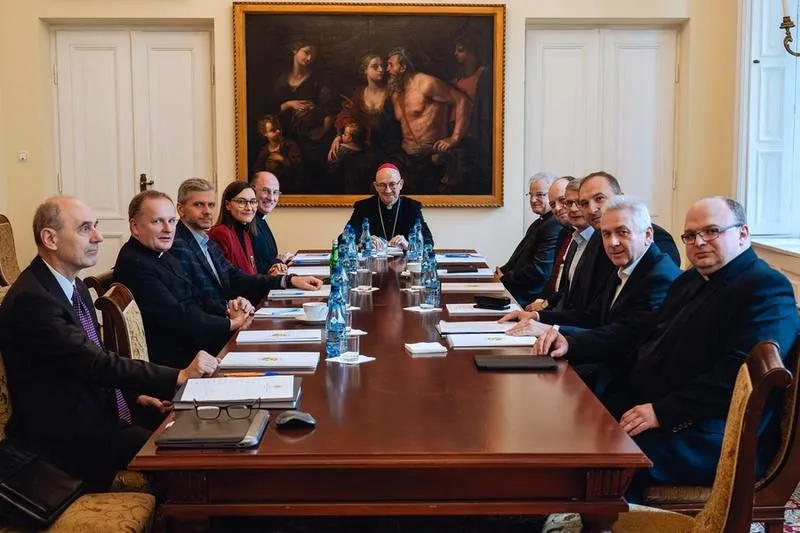 Kto podpisuje sprawozdanie finansowe w fundacji — odpowiedzialność i formalności
