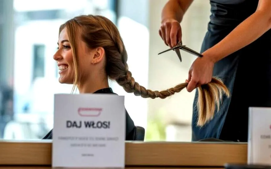 Jak przygotować włosy do oddania